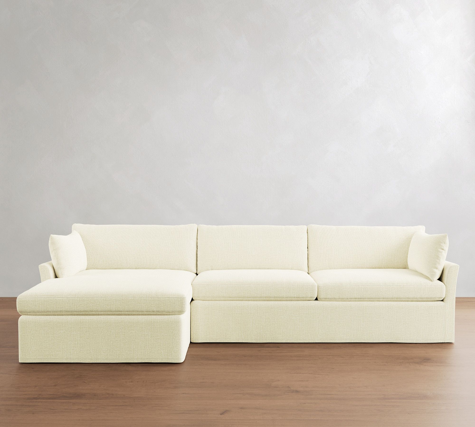 Reya Slipcovered Chaise Sectional (133")