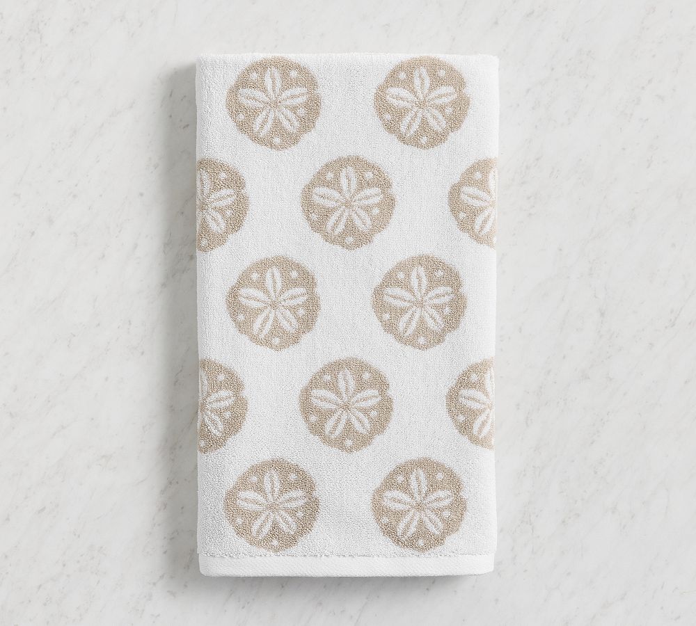 Sand Dollar Jacquard Towel - Natural