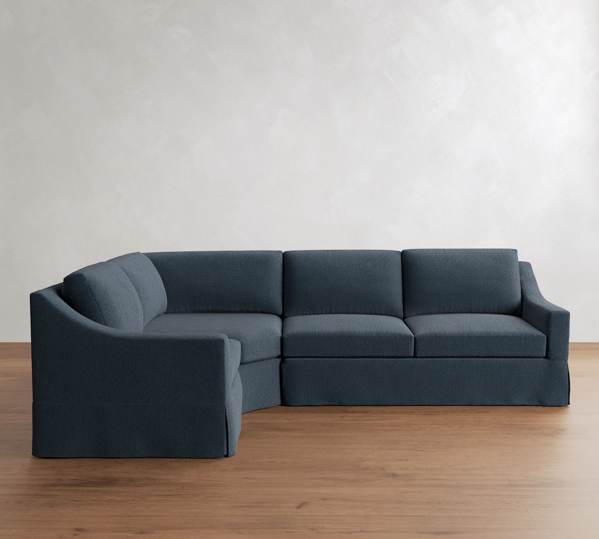 York Slope Arm Slipcovered 3-Piece Wedge Sleeper Sectional (117") - thumbnail 7