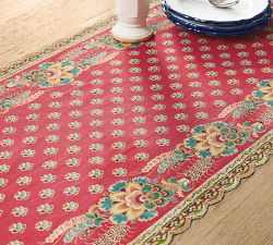 Adda Scalloped Cotton Table Runner