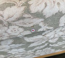 Open Box: Floral Print Tapestry (64"W x 49"H)