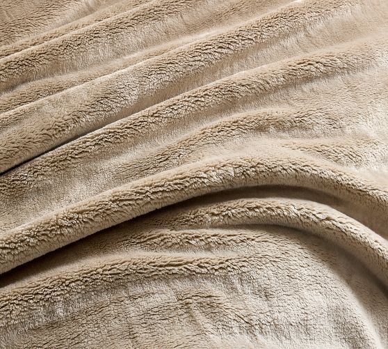 Cloud Plush Blanket - Thumbnail 3