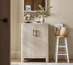 Aptos Entry Cabinet (25")