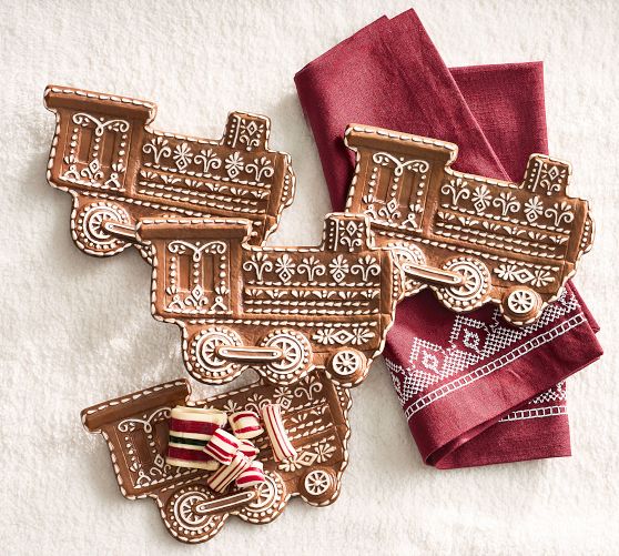 All Dinnerware The Gingerbread Shop | Pottery Barn Pottery Barn Gingerbread Stoneware Train Appetizer Plates! BNIB main image 0