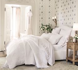 LoveShackFancy Sculpted Bow Frame