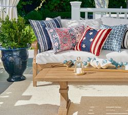 Fallbrook Rectangular Outdoor Coffee Table (52")