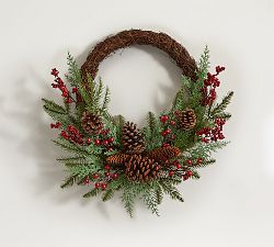 Mixed Pine &amp; Cedar Wreath With Berries