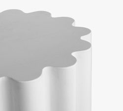 Ruby Round Accent Table (15")