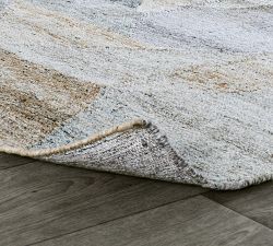 Naomi Outdoor Performance Rug