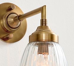 Everly Ribbed Glass Sconce (10")