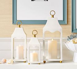 Amelia Lantern