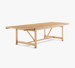 Pimenta Eucalyptus Rectangular Extendable Outdoor Dining Table (79"-118")