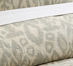 Ikat Jacquard Comforter