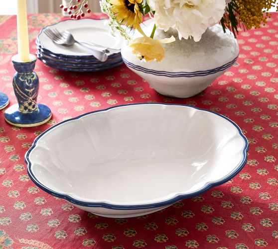 Heirloom Stoneware Serving Bowl thumbnail 8