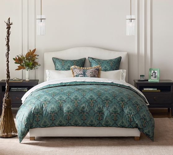 Sateen Duvet Covers & Duvet Cover Sets | Pottery Barn