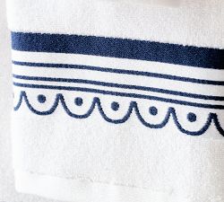 Mark D. Sikes Pixie Scallop Towel