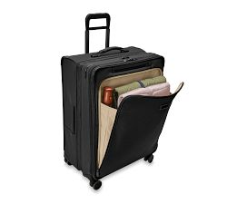 Briggs &amp; Riley Large Expandable Spinner