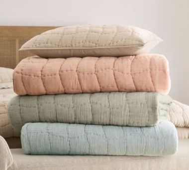 Premium Bedding Products for Comfort & Style | Pottery Barn