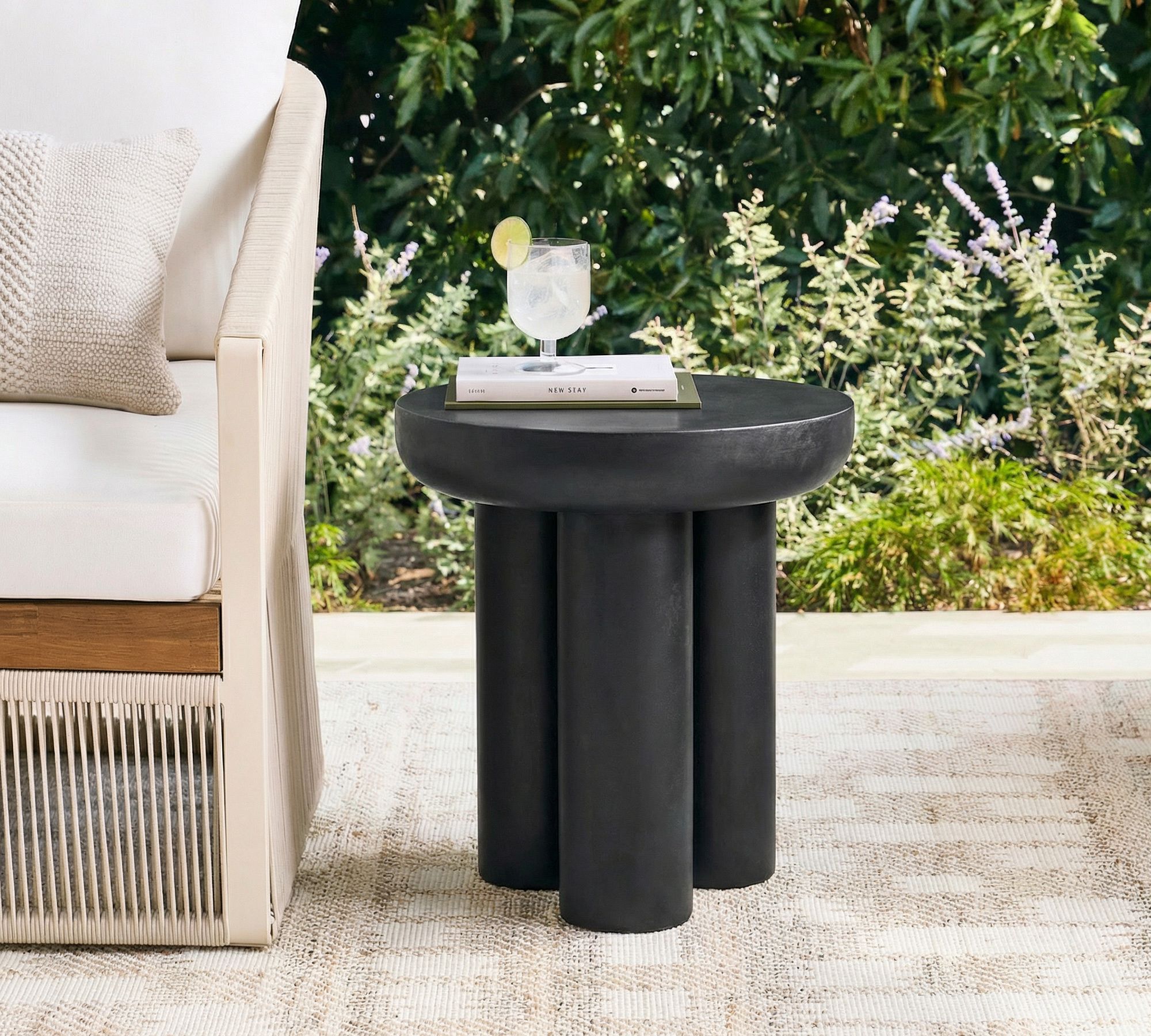 Alina Concrete Round  Side Table (20")