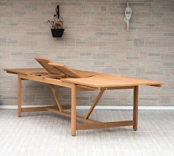 Pimenta Eucalyptus Rectangular Extendable Outdoor Dining Table (79"-118")