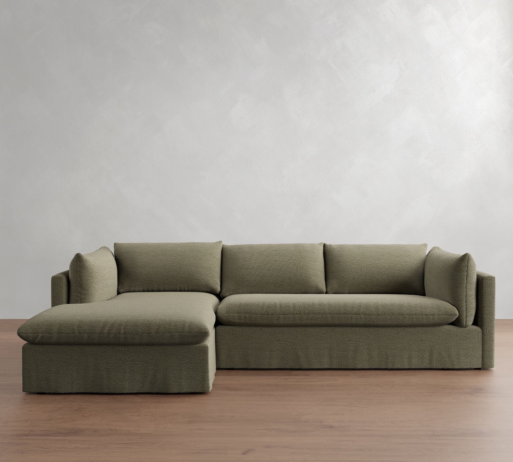 Palmetto Slipcovered Chaise Sectional (121")