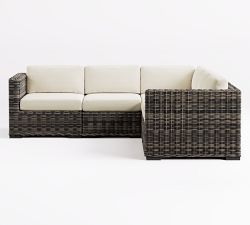 Huntington Wicker 5-Piece Square Arm Outdoor Sectional (99")