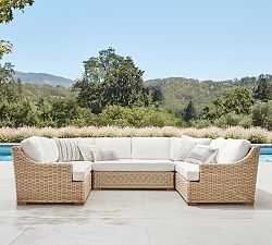 Huntington Wicker 5-Piece Loveseat U-Shaped Slope Arm Outdoor Sectional