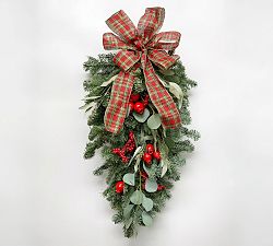 Handcrafted Fresh Evergreen and Red Berry Indoor/Outdoor Botanicals