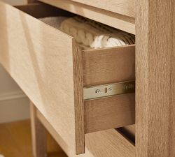 Townes 3-Drawer Dresser (34")