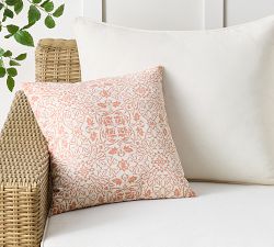 Mia Medallion Outdoor Pillow