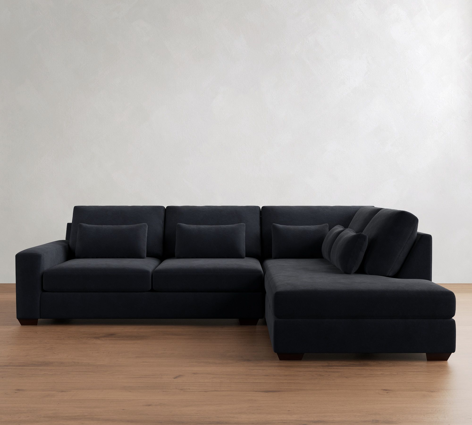 Big Sur Square Arm Deep Seat Leather Return Bumper Sectional (121"&ndash;153")