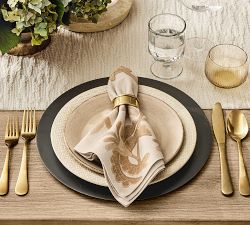 Liana Crewel Cotton Napkins - Set of 4
