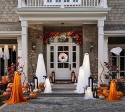 Lit Jack O'Lantern Ghosts