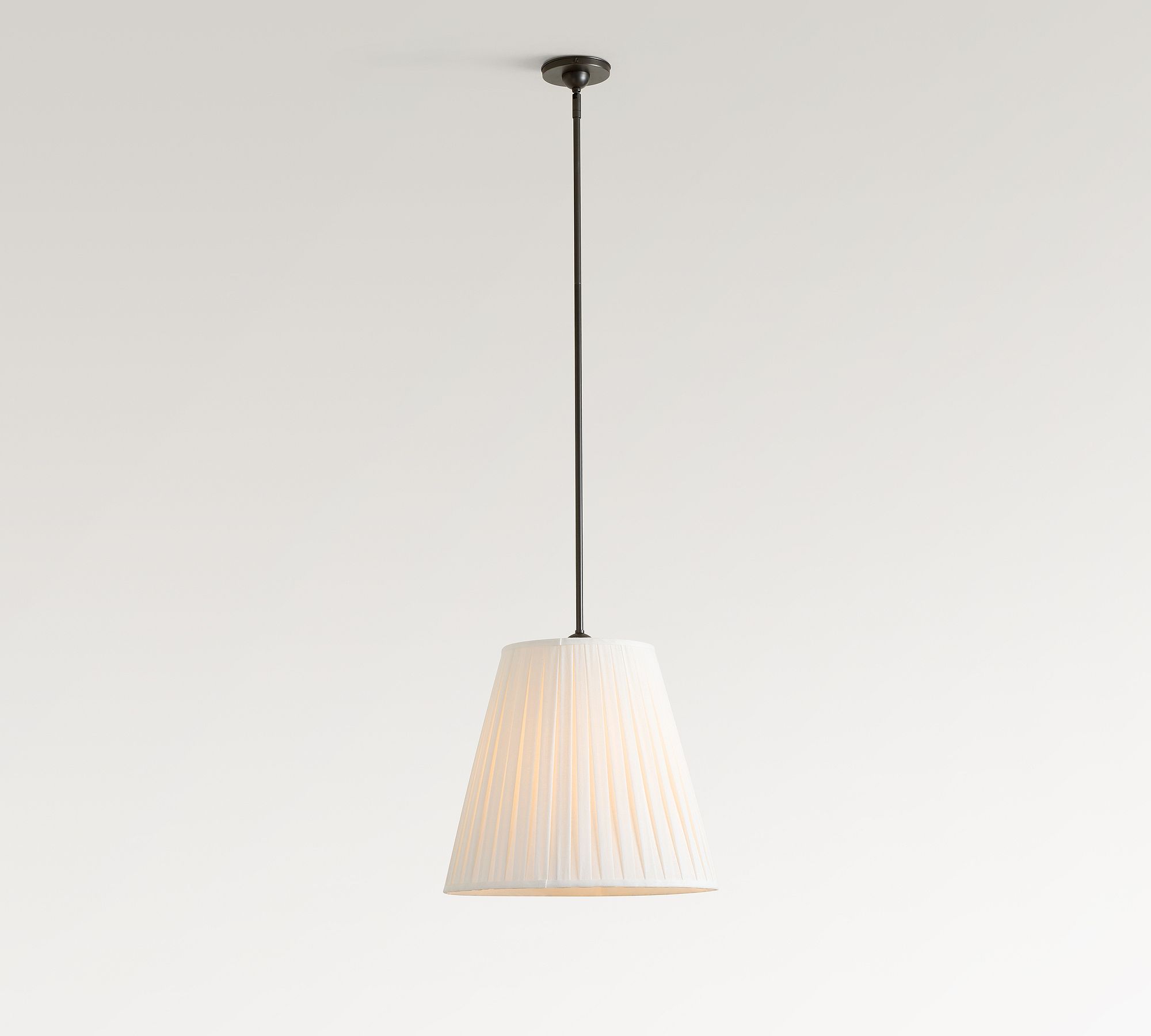 Baylor Pleated Shade Pendant (18")