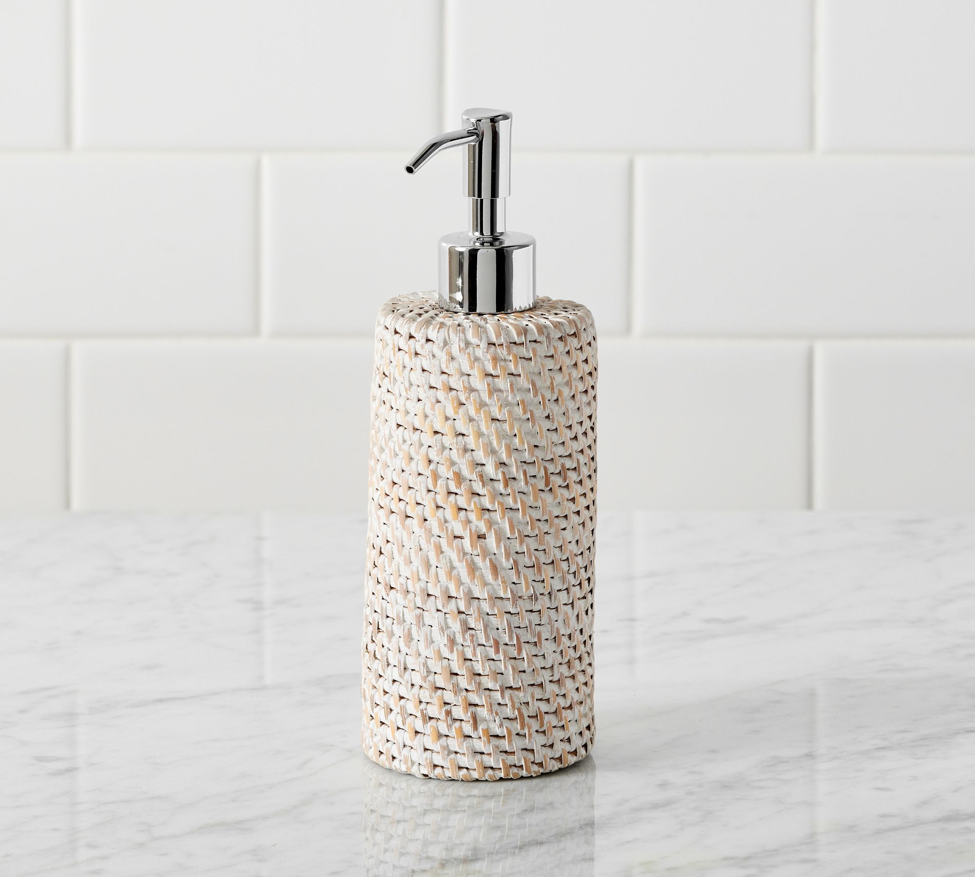 Tava Bath Accessories