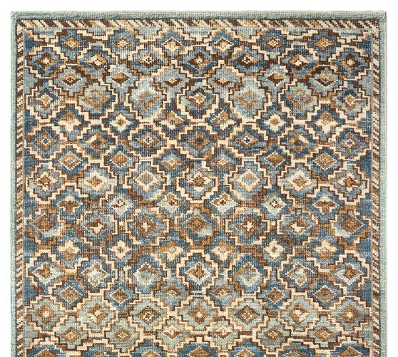 Sierra Rug Swatch - Free Returns Within 30 Days