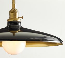Farmhouse Metal Pole Pendant (18")