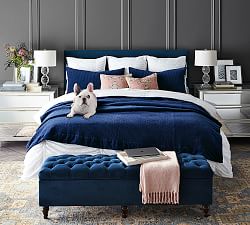 Lorraine Tufted Upholstered King Storage Bench
