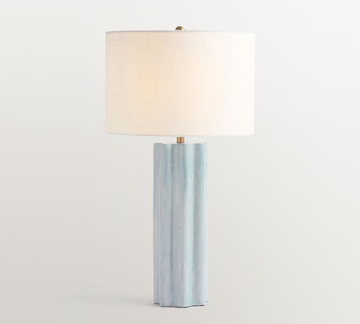 mira-ribbed-ceramic-table-lamp