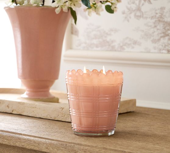 Scallop Glass Candle - Peony Blush