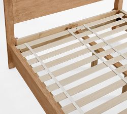 Aptos Canopy Bed
