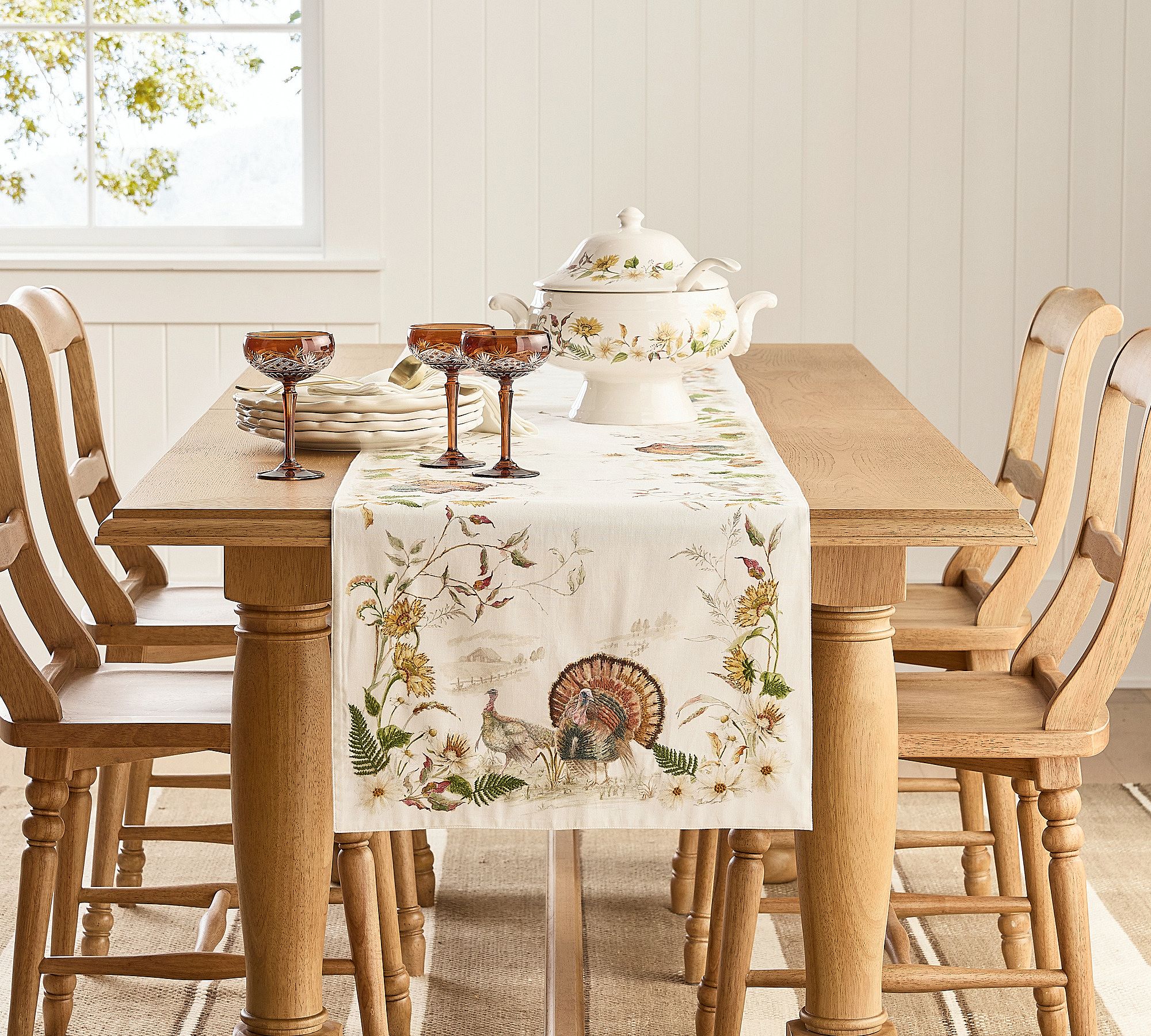 Bedford Harvest Turkey Embroidered Cotton/Linen Table Runner
