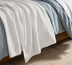 Mini Scallop Edge Blanket