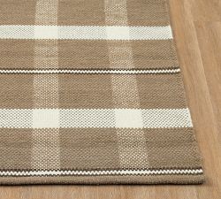 Briar Rug Swatch - Free Returns Within 30 Days