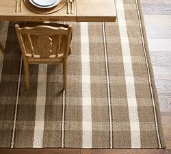 Briar Rug Swatch - Free Returns Within 30 Days