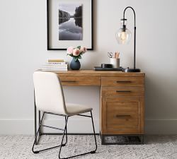 Flynn Recycled Glass USB Table Lamp (27")
