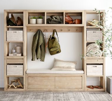 Folsom Entryway