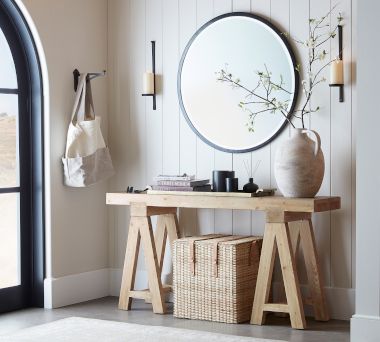Wiler Entryway