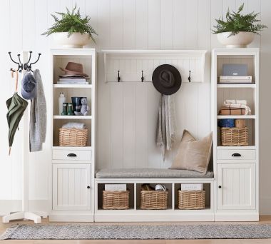 Aubrey Entryway