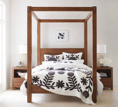 Menlo Lilo Bedroom